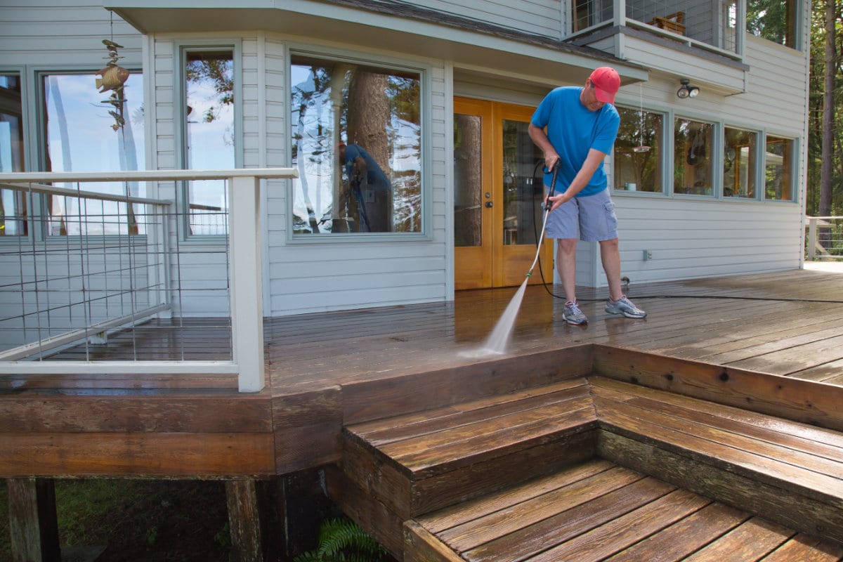 nettoyer une terrasse en bois